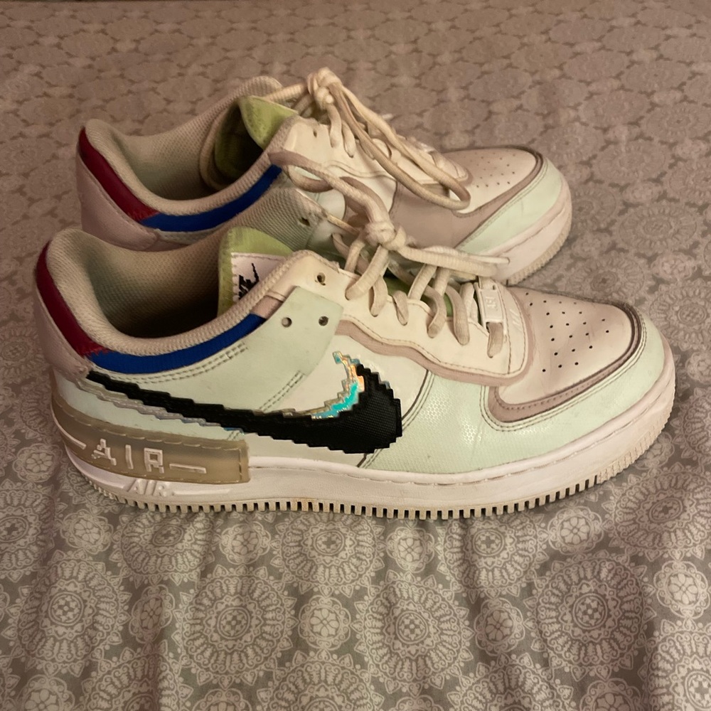Nike Air Force 1 pixel